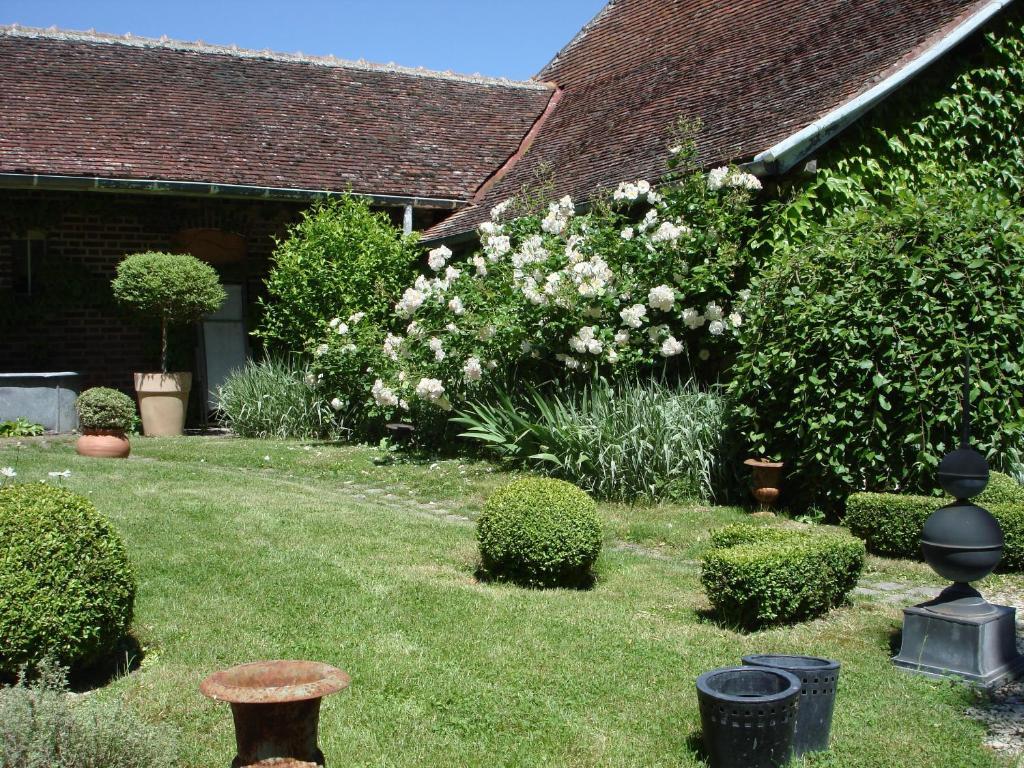 Domaine De La Creuse Bed and Breakfast Moussey  Rum bild