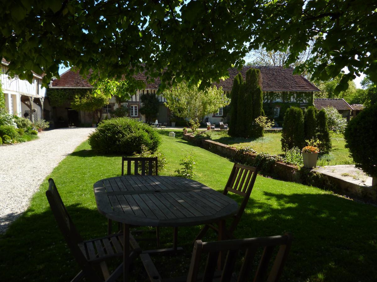 Domaine De La Creuse Bed and Breakfast Moussey  Exteriör bild