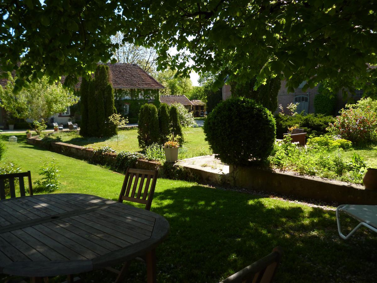 Domaine De La Creuse Bed and Breakfast Moussey  Exteriör bild